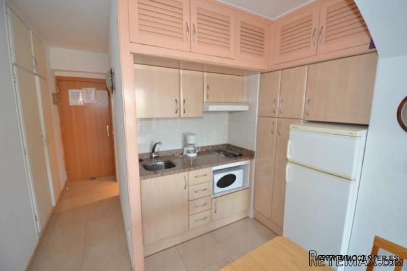 ROSES SANTA MARGARIDA: Nice renovated.. - 2