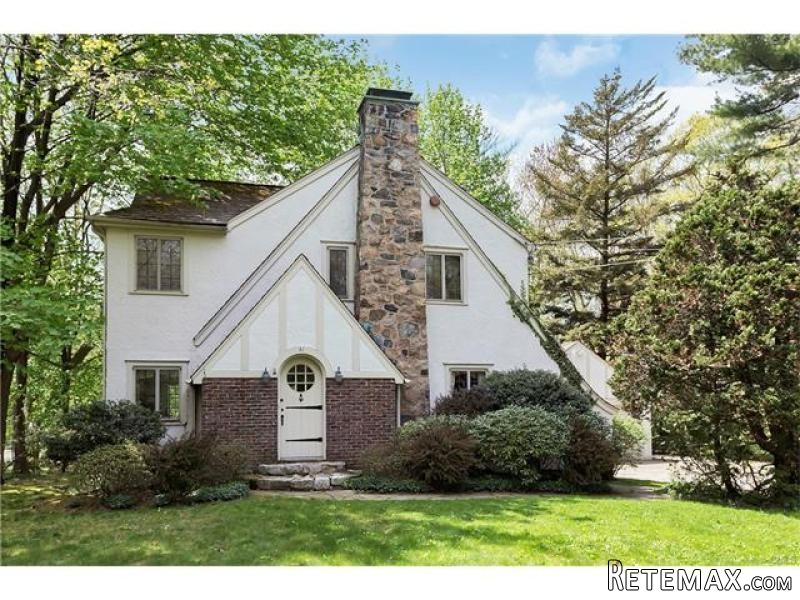 3 bedroom House For Sale: 31 BIRCH.. - 2
