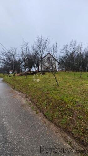 Građevinsko zemljište u centru Generalskog Stola - mirna lok - 2