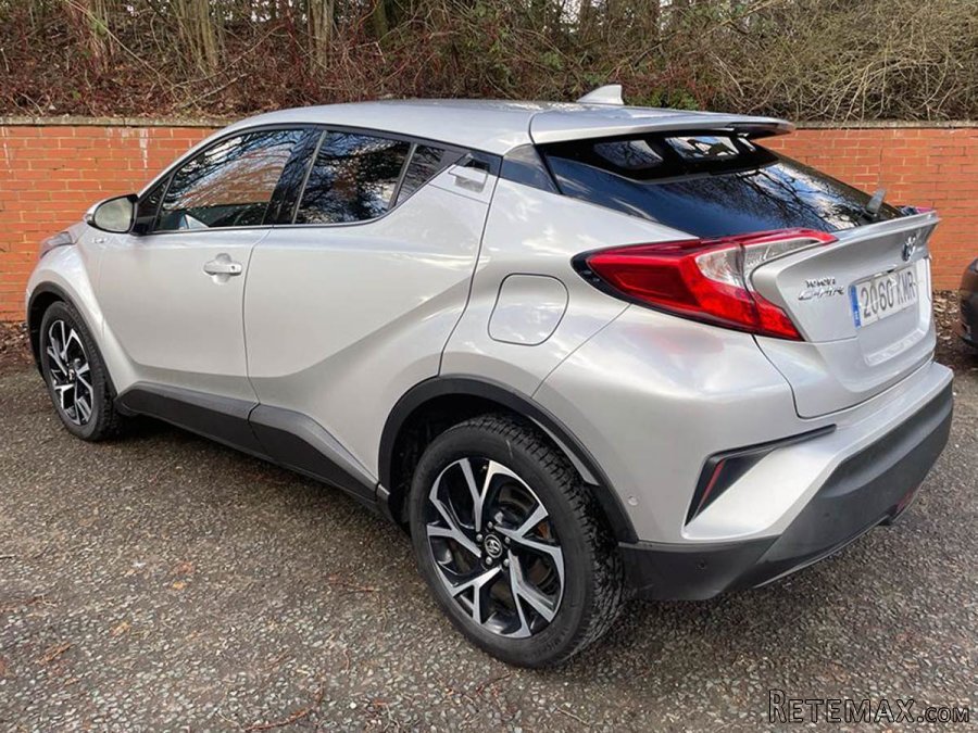 Toyota CH-R Hybrid - 2