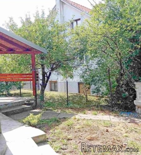 Prodajem kucu Beograd-Veliki Mokri Lug - 12