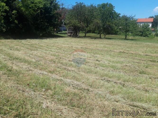 Zagreb, Petruševec - građevinsko zemljište  950 m2, u blizin - 2