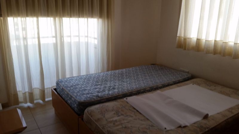 CENTRAL LOCATION! 1 Bedroom apartment.. - 2