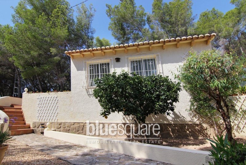 Superb 3-bedroom villa with sea views.. - 2