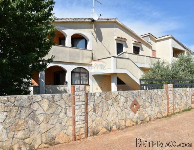 APARTMANSKA KUĆA U BLIZINI POREČA, PRILIKA