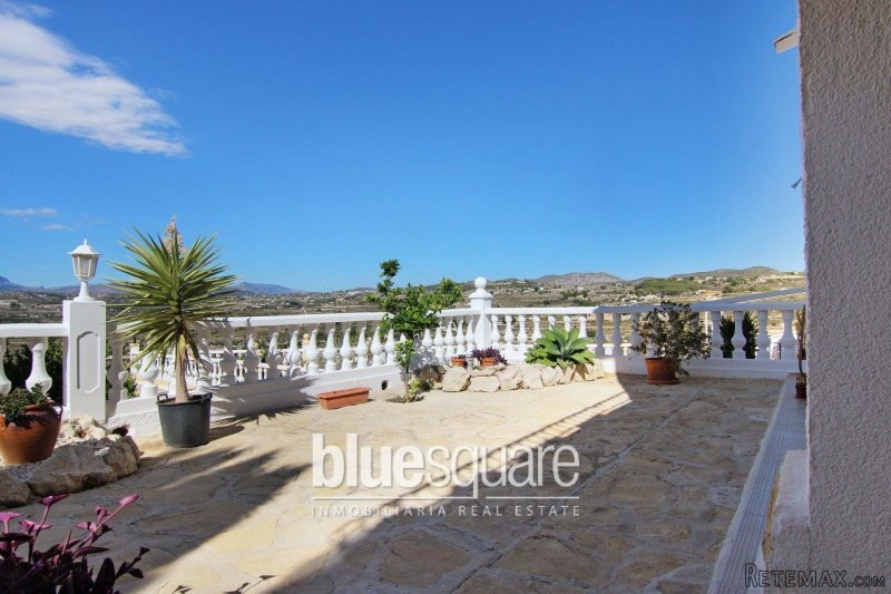 4 - Bedroom villa with mountain views.. - 2
