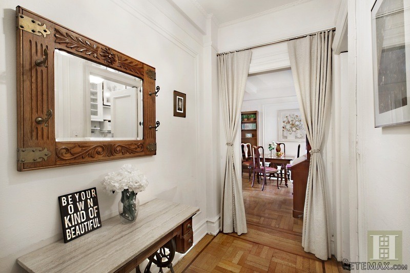 1 bedroom Apartment For Sale: 215 WEST.. - 2