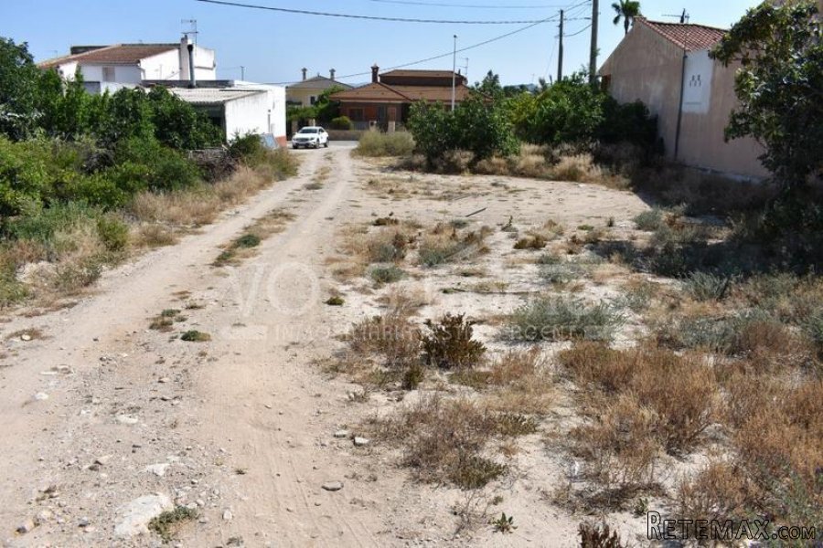 Great buisness option, a total of 2325m2 URBAN land located.. - 10