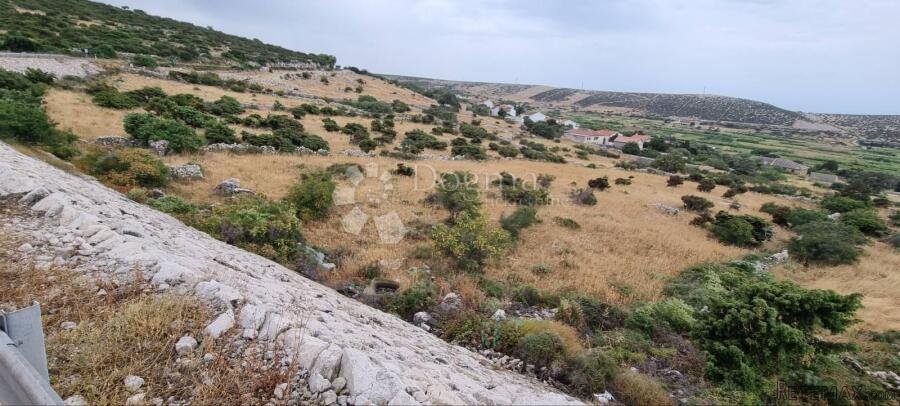 Kolan, Pag - Zemljište s pogledom na more