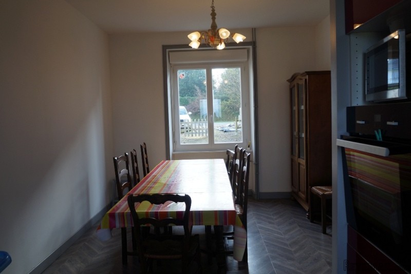 Nice Four Bed House with Garden - 2