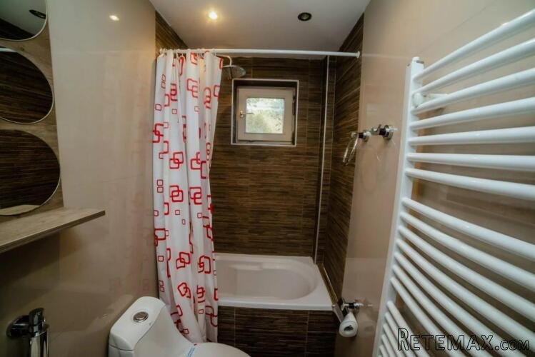 Prodajem fantastičnu kuću sa 3 LUX apartmana na najlepšoj lokaci - 21