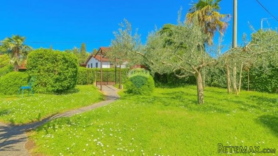 Istra, Umag - samostojeća kuća s 3 stana, 200 m od mora - 3