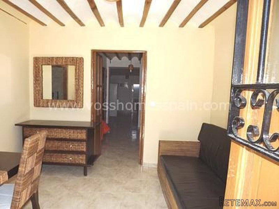 Large 4 bedroom, 2 bathroom, semi detached village house.. - 3