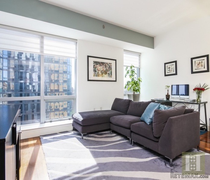 1 bedroom Apartment For Sale: 150.. - 2