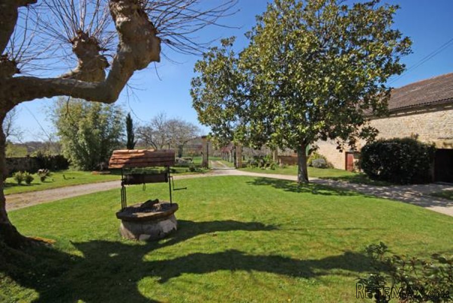 Pressac (86) - Beautiful manoir with heated pool, large barn.. - 5