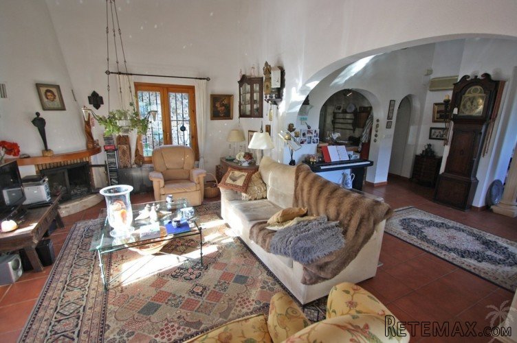 Well priced villa for sale with views to the mountain and.. - 5