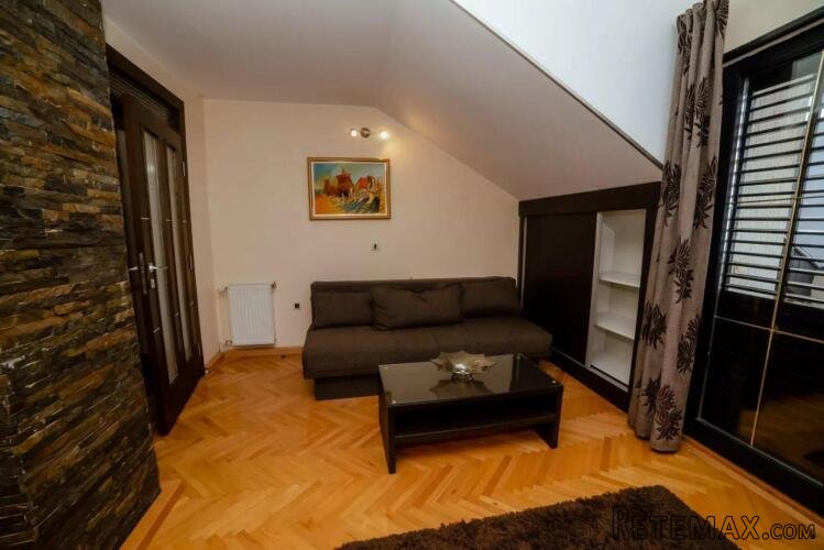 Prodajem fantastičnu kuću sa 3 LUX apartmana na najlepšoj lokaci - 28