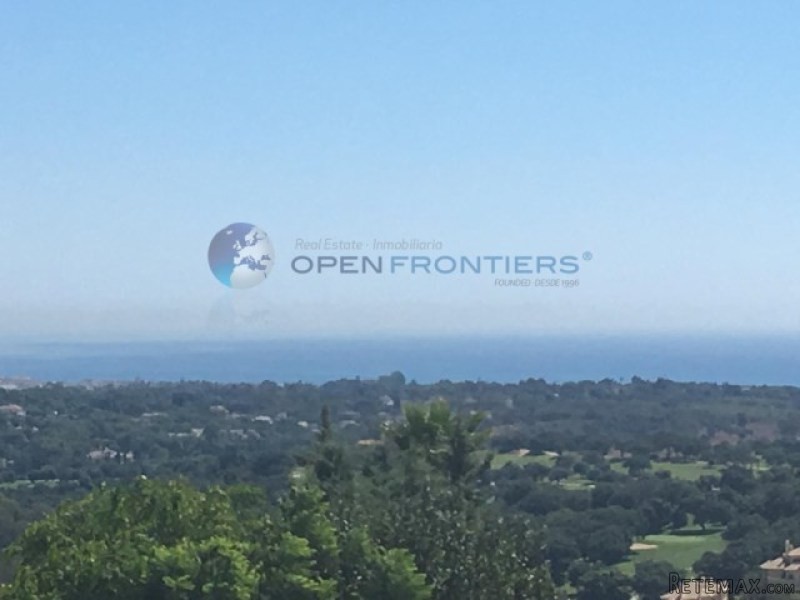 Sotogrande Alto: Various Plots With Sea..