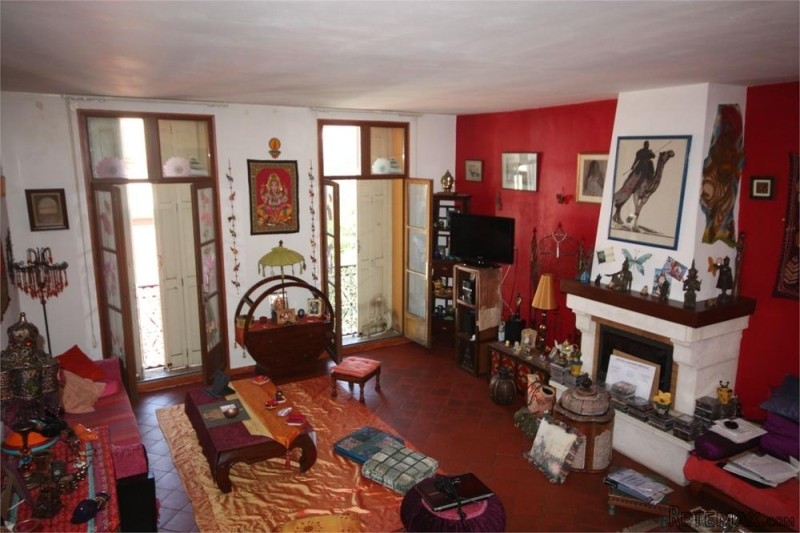 Apartment With Terrace Full Of Character - 2
