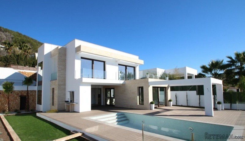 3 Bedrooms - Villa - For Sale