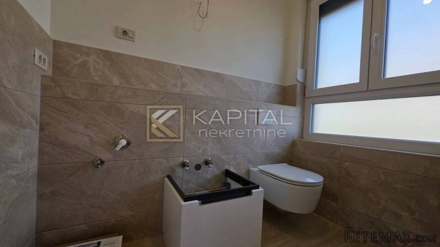 Kastav Rubeši! 3S+DB, 105 m2, garaža48 m2, velika okućnica! - 2