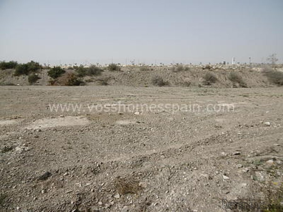 Two large plots of 801m2 = 50,000 and 550m2 = 40,000 or y.. - 3
