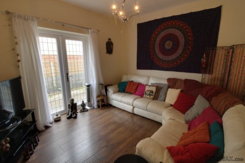 3 bedroom, Detached House house for sale - 2