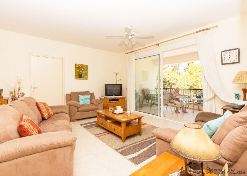 For Sale : First Floor Apartment -..
