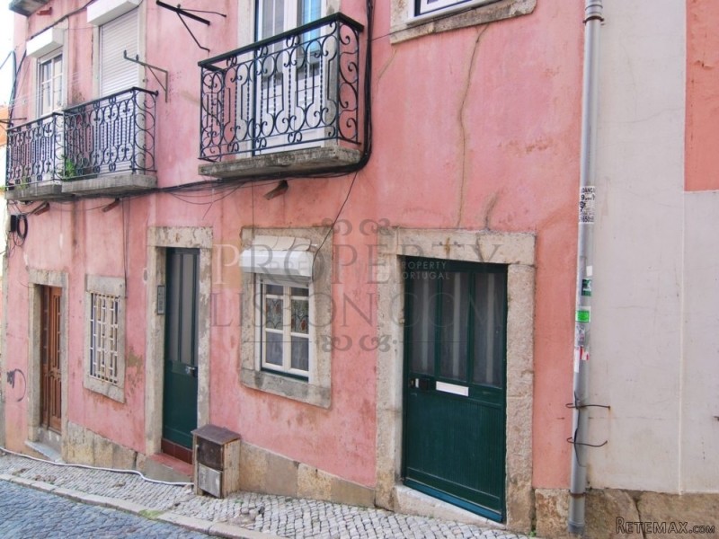 T1 Lisbon Apartment with balcony for..