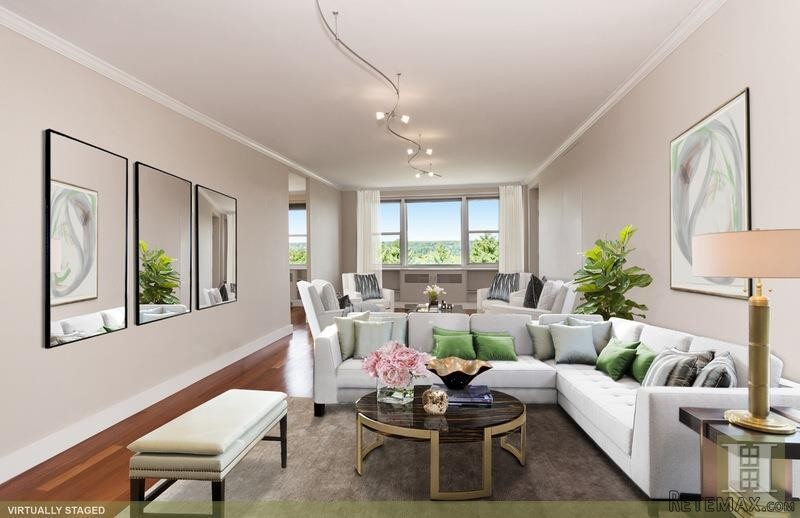3 bedroom Apartment For Sale: 5900..