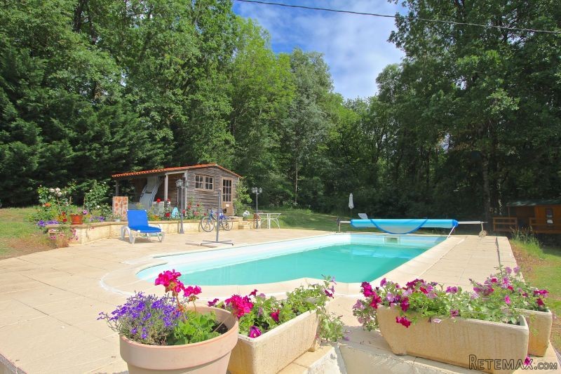 Charming 3-bed villa in rural, yet.. - 2