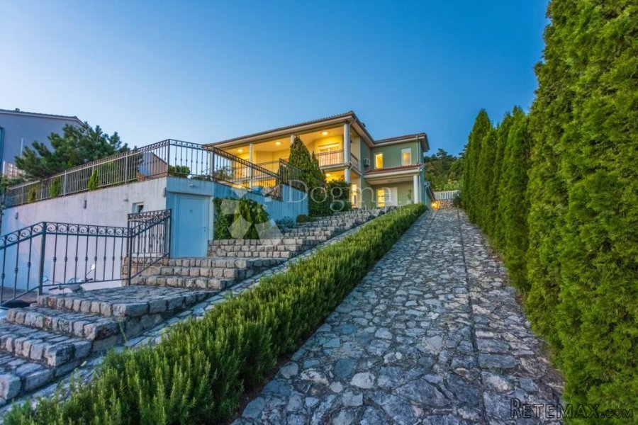 PREKRASNA VILA IZNAD CRIKVENICE - 7