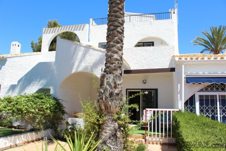 Townhouse Property Type: &nbsp;3&nbsp;Bedrooms 2..