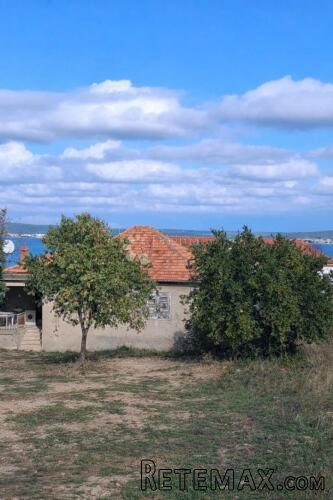 Kuća za renovaciju 70m od mora - Pašman (Banj)