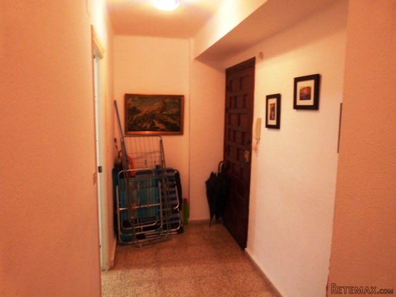 3 bedroom, 1 bathroom Apartment, (build.. - 2
