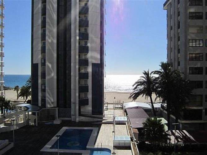 PISO EN CALPEEXTRAS: Aire acondicionado, Ascensor..