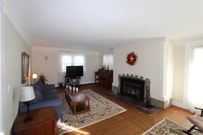 7 bedroom Flat For Sale: 3 Cobb Avenue.. - 2