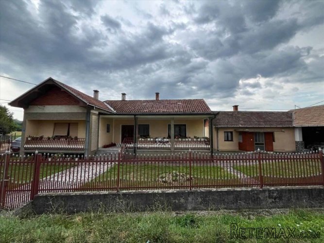 Odlicna kuca za porodicu Aleksandrovac-Žabari - 4