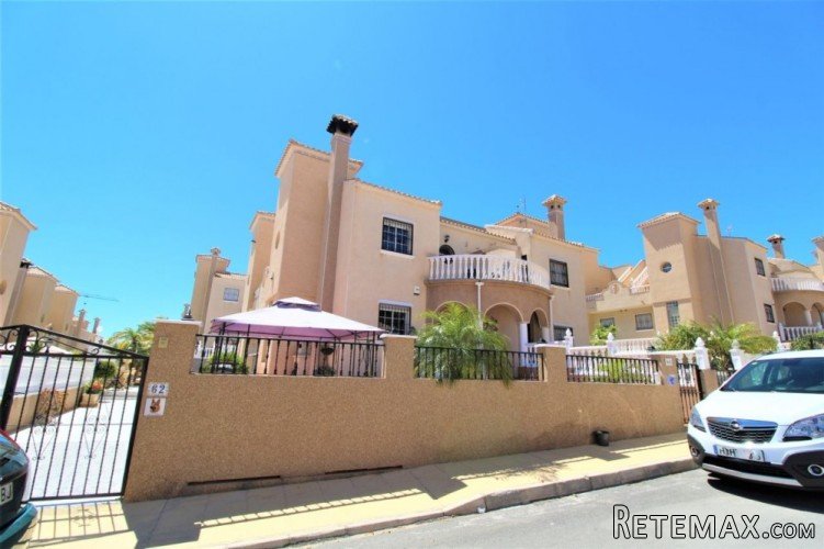 QuadVilla Property Type: 3 Bedrooms, 2 Bathrooms, Living..
