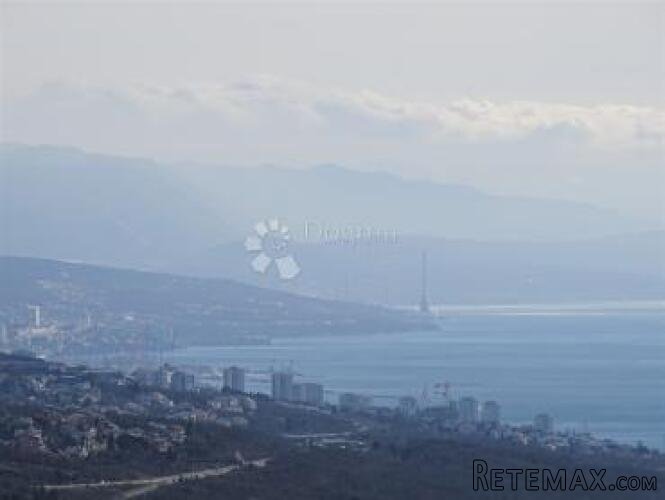Teren s panoramskim pogledom na cijeli Kvarner