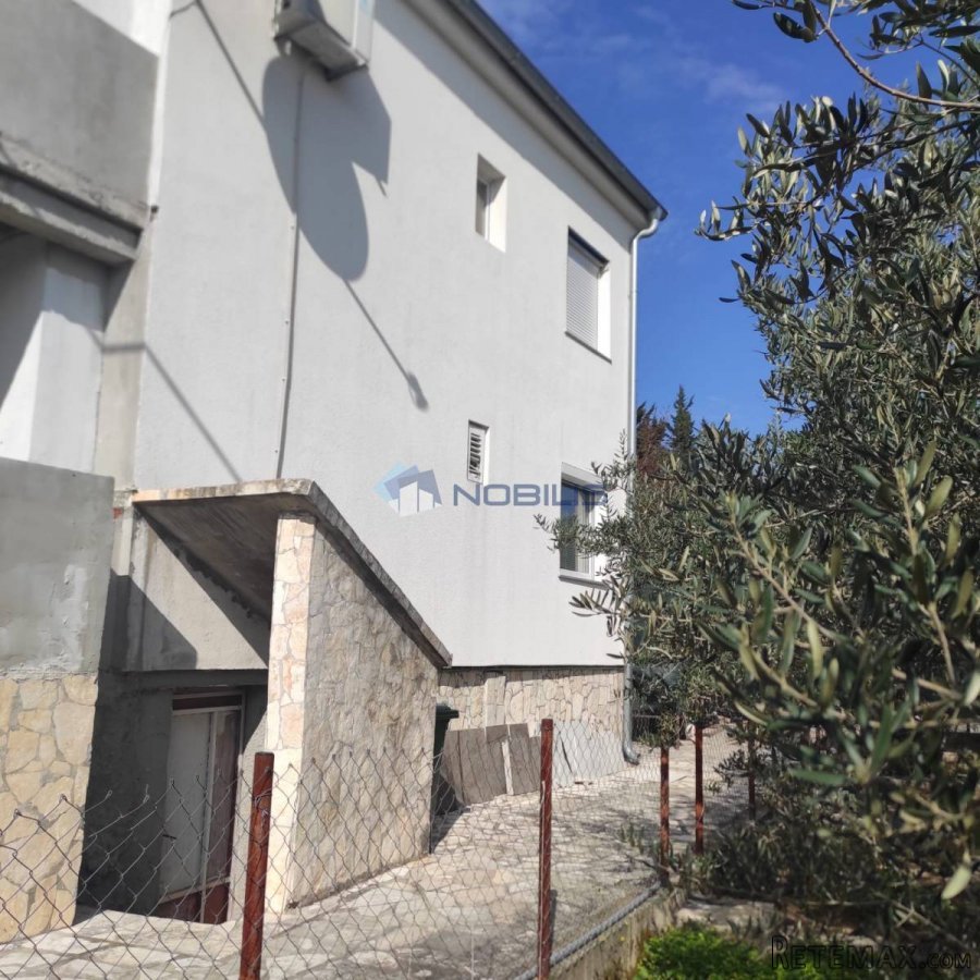 Zadar, Gornji Karin, 400m od mora, centar