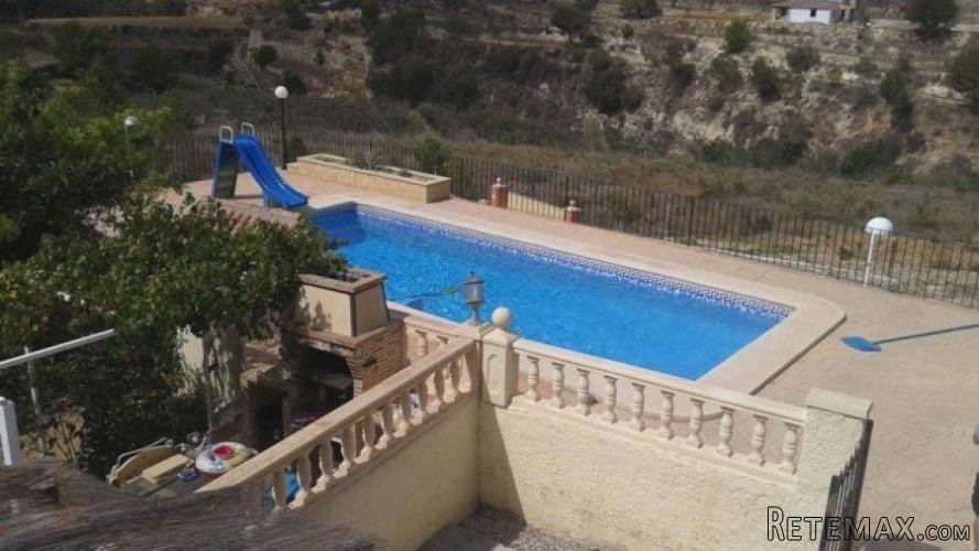 Bungalow with very good price on the mountain ...