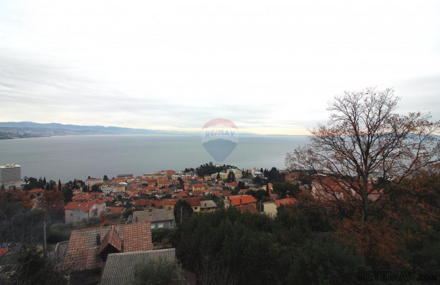 OPATIJA, Centar - Kuća sa 14 stanova, s prekrasnim pogledom