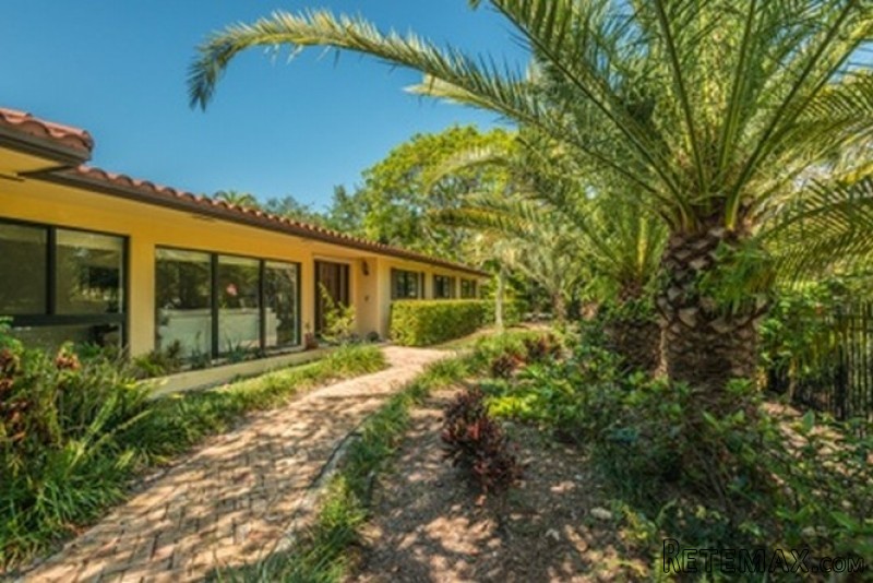 4 bedroom House For Sale: 12940 SW 74..