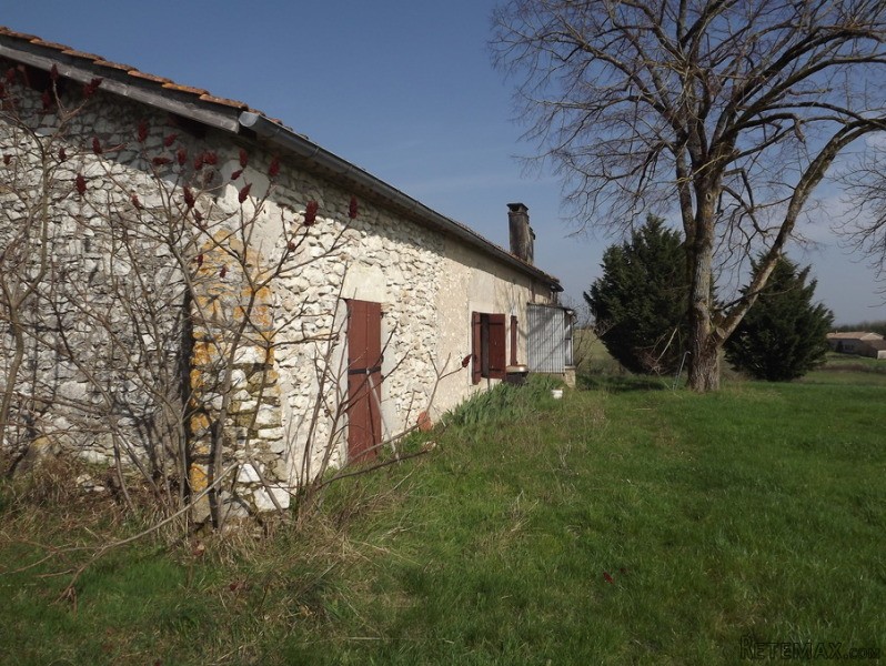 Stone House To Renovate With.. - 2