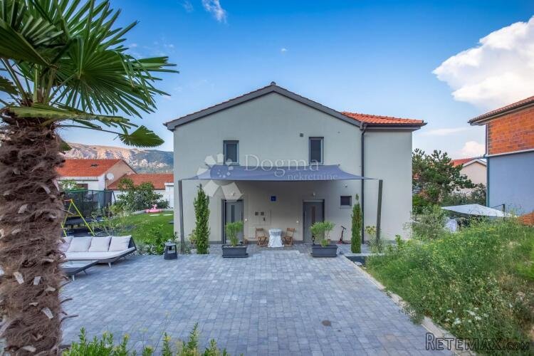 SAMOSTOJEĆA KUĆA UZ MORE (par minuta od plaže) BAŠKA - otok - 3