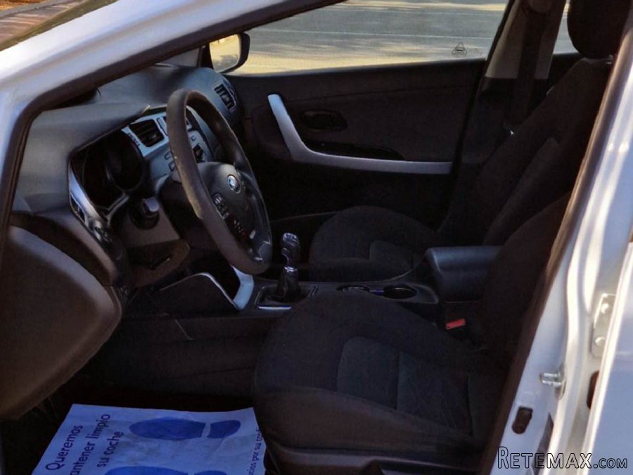 Kia Ceed 1.4 CRDi - 4