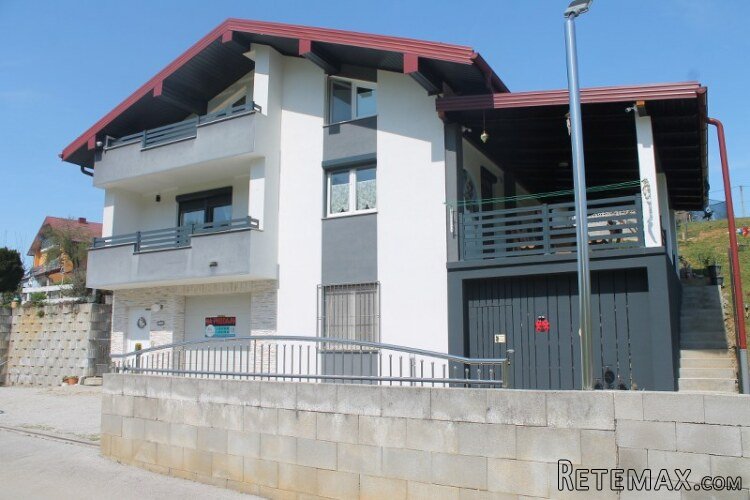 Useljiva i moderno namještena kuća Vrnograč - 4