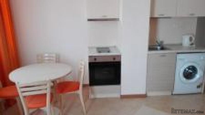 2 BED lovely top floor apartment, 300 m.. - 2