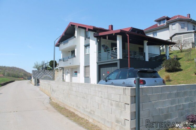 Useljiva i moderno namještena kuća Vrnograč - 5
